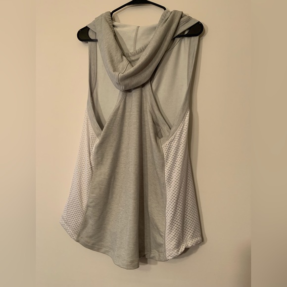 Super Cute Athletic Hoodie Tank☀️NEW☀️ - Picture 13 of 15